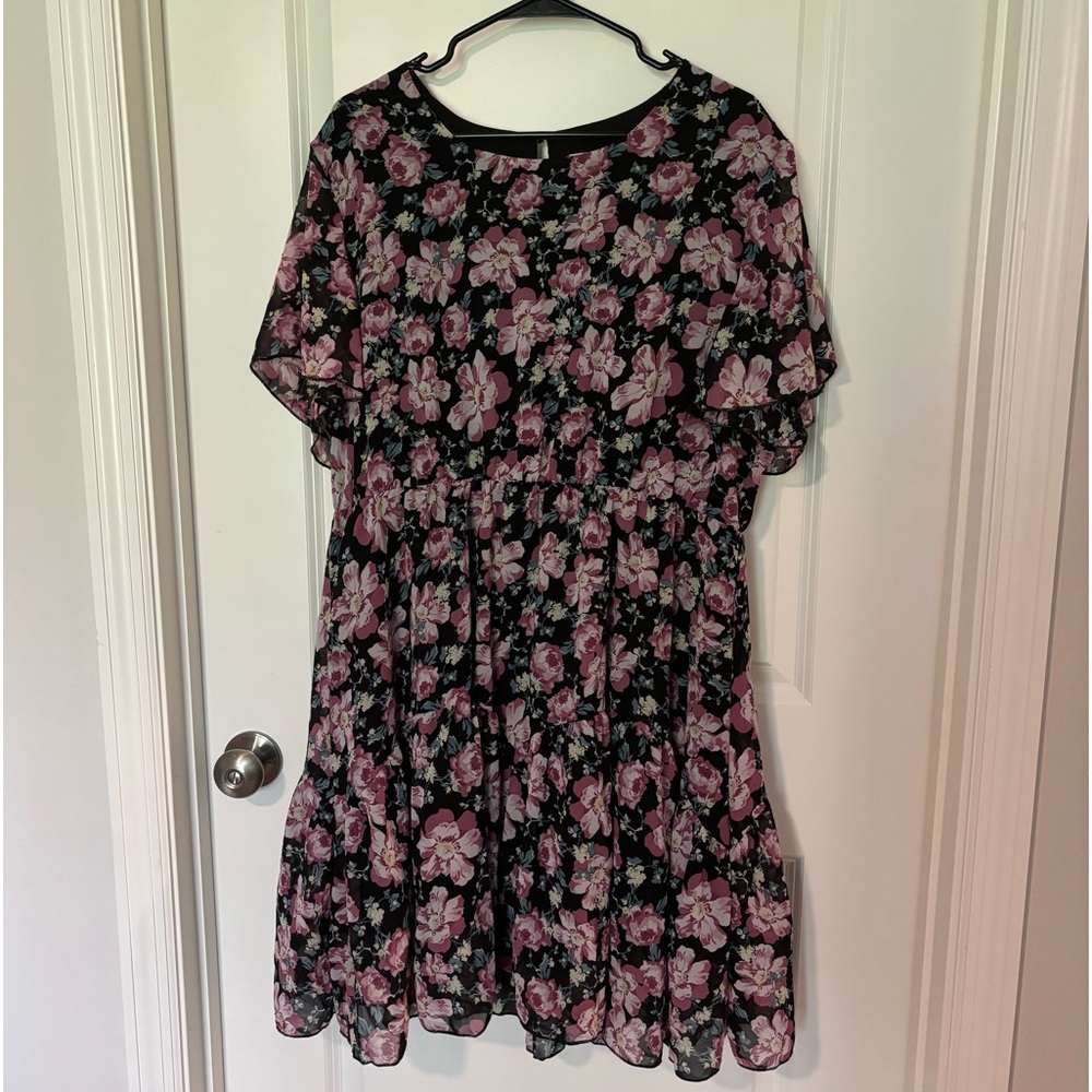 Gently worn women’s 2XL dress